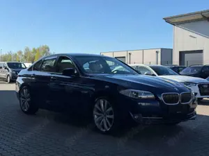 BMW 520 i Lim. Bi-Xenon Volleder Navi prof SHZ Memory Bild 5