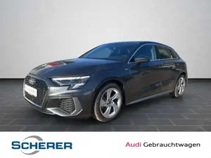 Audi A3 35 TFSI S tronic S line NAVI SHZ RF