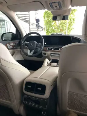 Mercedes-Benz GLE 450 GLE 450 4Matic 9G-TRONIC/AMG Styling u. Line Exterieur/Panorama Schiebedach Bild 3