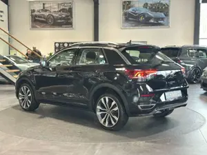 Volkswagen T-Roc 1.5 TSI OPF DSG R-Line 1.H/ACC/AHK/SHZ/LHZ Bild 4