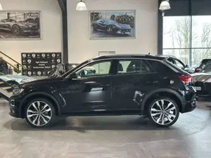 Volkswagen T-Roc 1.5 TSI OPF DSG R-Line 1.H/ACC/AHK/SHZ/LHZ Bild 5