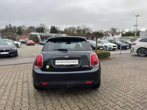 MINI Cooper SE 3-Türer LED+RFK+Pano+SHZ+HK+HUD+GRA Bild 5