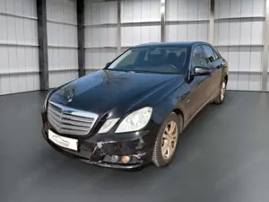 Mercedes-Benz E 220 CDI LIM NAVI BT  TÜV 3/27