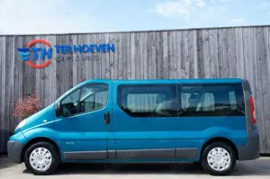 Renault Trafic 2.0 DCi Lang 9-Sitzer Klima Motorschaden