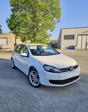 Volkswagen Golf 5p 1.6 tdi United