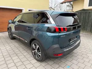 Peugeot 5008 Bild 3
