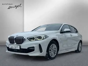BMW 118 118i Aut. M Sport ShadowLineNAVI,KESSY,LED,ACC,KAM