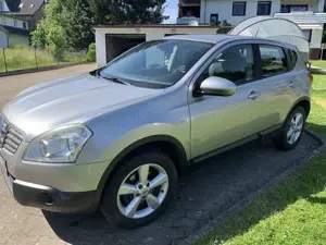 Nissan Qashqai 2.0 dCi 4 x DPF acenta