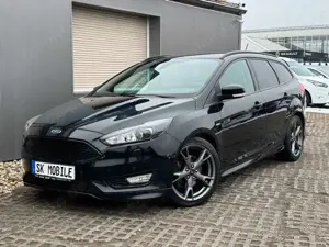 Ford Focus Turnier ST-Line 1HAND*KEYGO*NAVI*BI-XEN*