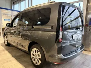 Ford Tourneo Connect 2.0 EcoBlue Aut. TITANIUM (SK) Bild 2