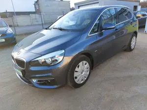 BMW 218 Luxury Line,Navi,SHZ,PDC, Allwetterreif., Garantie
