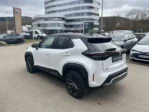 Toyota Yaris Cross Hybrid AWD-i Adventure - Allrad, Headup Display Bild 5