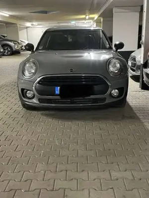 MINI One Clubman Blackyard