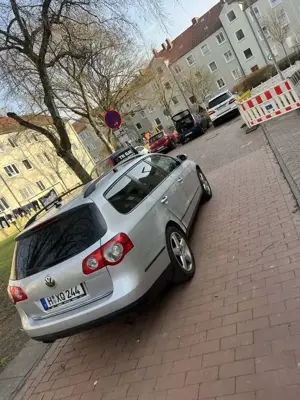 Volkswagen Passat 2.0 TDI DPF DSG Sportline