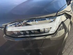 Volvo XC90 B5 D Ultimate Dark AWD*BW*LUFT*STHZG*360* Bild 3