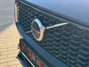 Volvo XC90 B5 D Ultimate Dark AWD*BW*LUFT*STHZG*360* Bild 5