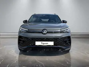 Volkswagen Tiguan R-Line 2,0 l TDI SCR 4M AHK+KAMERA+NAVI+L Bild 3