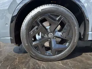 Volkswagen Tiguan R-Line 2,0 l TDI SCR 4M AHK+KAMERA+NAVI+L Bild 4