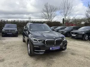 BMW X5 xDrive 25d ACC+PANO-SD+HEAD-UP+LASER+360°+SPUR.