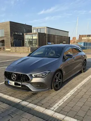 Mercedes-Benz CLA 220 d Shooting Brake 8G-DCT AMG Line Bild 5