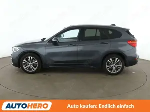 BMW X1 sDrive 20i Sport Line Aut.*LED*NAVI*TEMPO*CAM*PDC* Bild 3