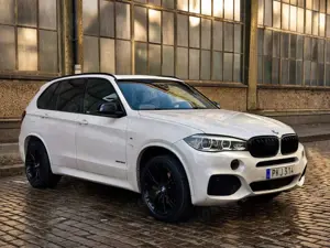 BMW X5 X-DRIVE 40d M-SPORT 7-SEATS PANORAMA HUD SOFTCLOSE Bild 4