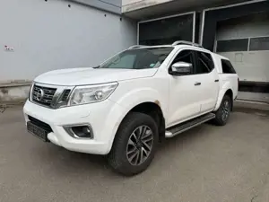 Nissan Navara NP300 Tekna Double Cab 4x4*Vollausstattun