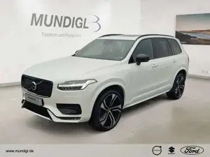 Volvo XC90 Ultimate Dark B5 AWD PANO /LUFT/ 22''