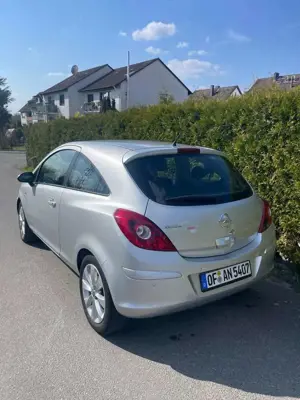 Opel Corsa 1.4 16V Active
