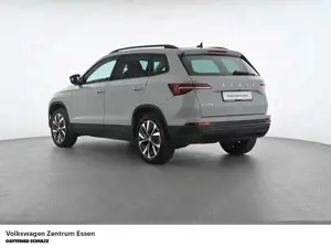 Skoda Karoq Tour 4x4 TDI DSG LED R-Kamera Sitzhzg Keyless Bild 2