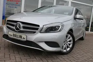 Mercedes-Benz A 180 A -Klasse  180 Navi+Ganzjahresreifen+Sitzheizung