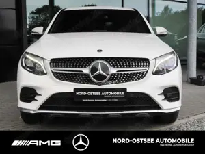 Mercedes-Benz GLC 220 d 4MATIC Coupé AMG DISTRO 360° 19" MULTI Bild 2