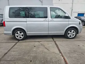 Volkswagen T5 Transporter T5, Multivan, 7 Sitzer, AHK, PDC, Tempomat Bild 4