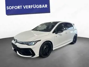 Volkswagen Golf R 2.0 TSI BLACK STYLE+LED+PANO+NAVI+AKRA