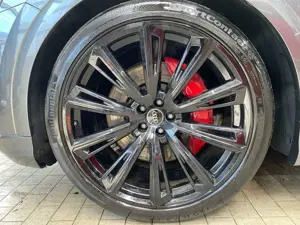 Audi SQ8 4.0 TFSI quattro competition plus PANO+HUD+ Bild 2