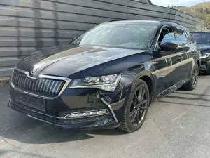 Skoda Superb Ambition iV Navi ACC AHK LED SHZ PDC