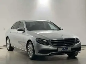 Mercedes-Benz E 220 CDI Exclusive AHK Kamera LED Navi Bild 4