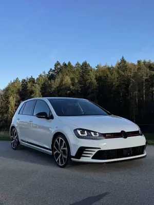 Volkswagen Golf GTI GTI Clubsport - Schalensitze, volle Ausstattung