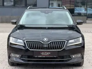 Skoda Superb 2.0 TDI Style*Sthz*AHK*ACC*Virtual*TOP Bild 2