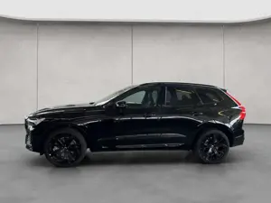Volvo XC60 XC60 B5 AWD Plus Black-Edition 21'' 360° PilotAssi Bild 2