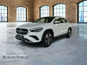 Mercedes-Benz GLA 180 AHK/LED/KAMERA/NAVI