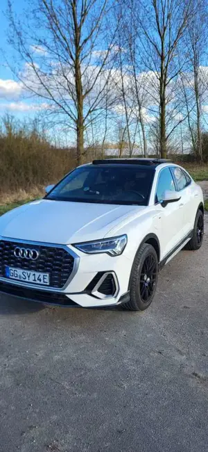 Audi Q3 45 TFSIe Sportback S tronic line