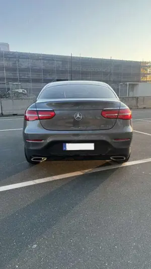 Mercedes-Benz GLC 300 Mercedes-Benz GLC 300 4MATIC Coupé Schiebedach Bild 4
