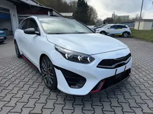 Kia ProCeed / pro_cee'd ProCeed 1.6 T-GDI DCT GT/Perf./Bastuck/Ansaugung