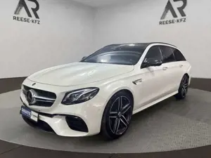Mercedes-Benz E 63 AMG E 63 S AMG 4Matic Carbon Burm 360Kam Distr. HUD