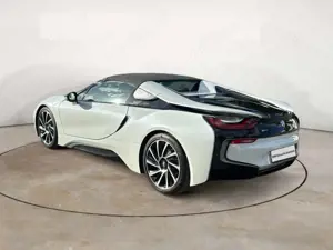BMW i8 i8 Roadster 1a Zustand Bild 3