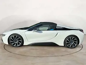 BMW i8 i8 Roadster 1a Zustand Bild 2