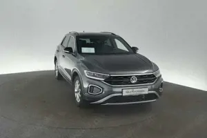 Volkswagen T-Roc 2.0 TDI DSG Goal AHK Navi ACC Bild 3