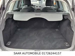 Ford Focus Turnier Titanium 1.6 TDCI  /KLIMAAUTOMATIK Bild 4