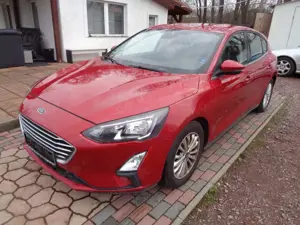 Ford Focus -Titanium Ausstattung -EXPORT